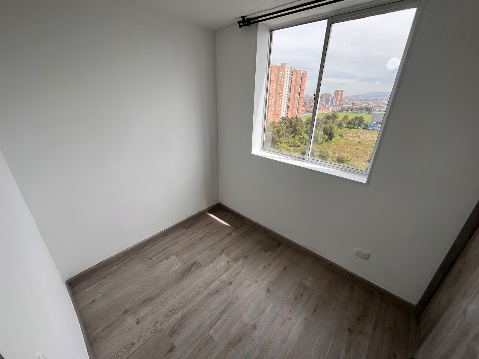 Imagen de Apartamento en arriendo en Cundinamarca, BOGOTÁ, CASTILLA