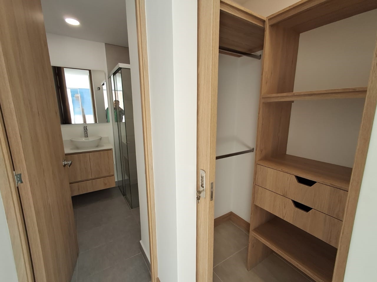 Apartamento en Arriendo en CIUDAD DEL RIO Imagen de apartamento 1