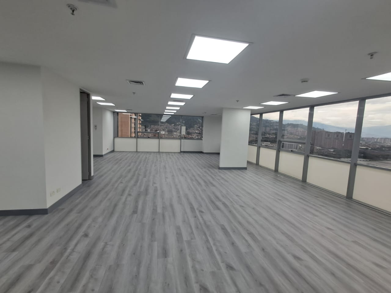 Oficina en Arriendo en LAS CASITAS Imagen de oficina 1