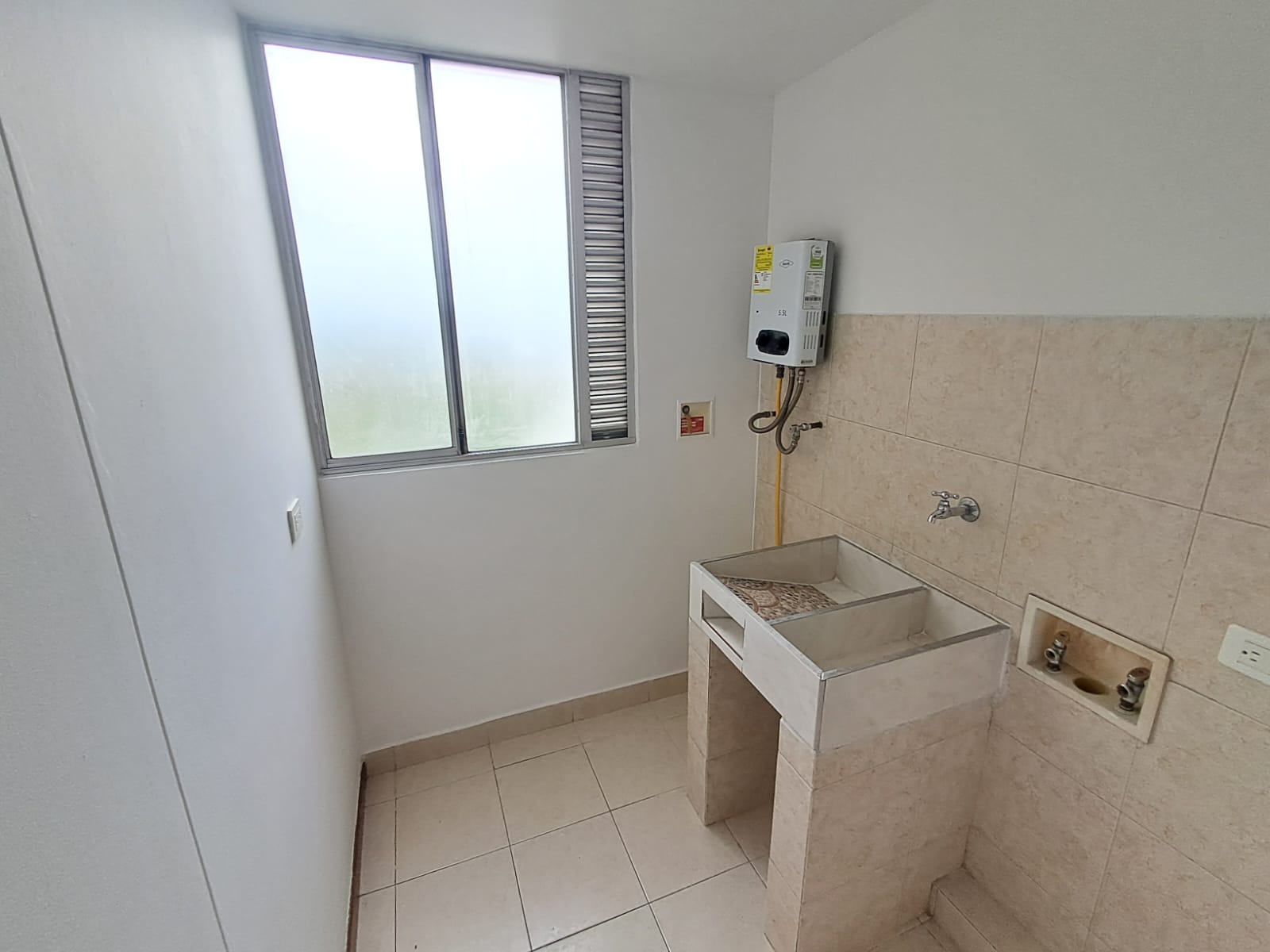 Apartamento en Arriendo en CIUDAD DEL RIO Imagen de apartamento 3