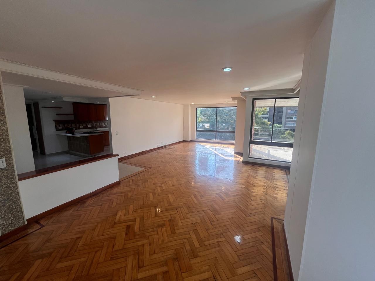 Apartamento en Arriendo en EL POBLADO Imagen de apartamento 2