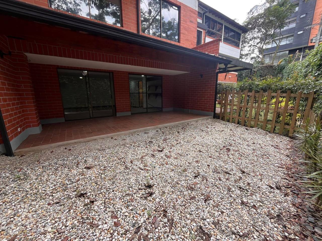 Casa en Arriendo en CUMBRES Imagen de casa 2