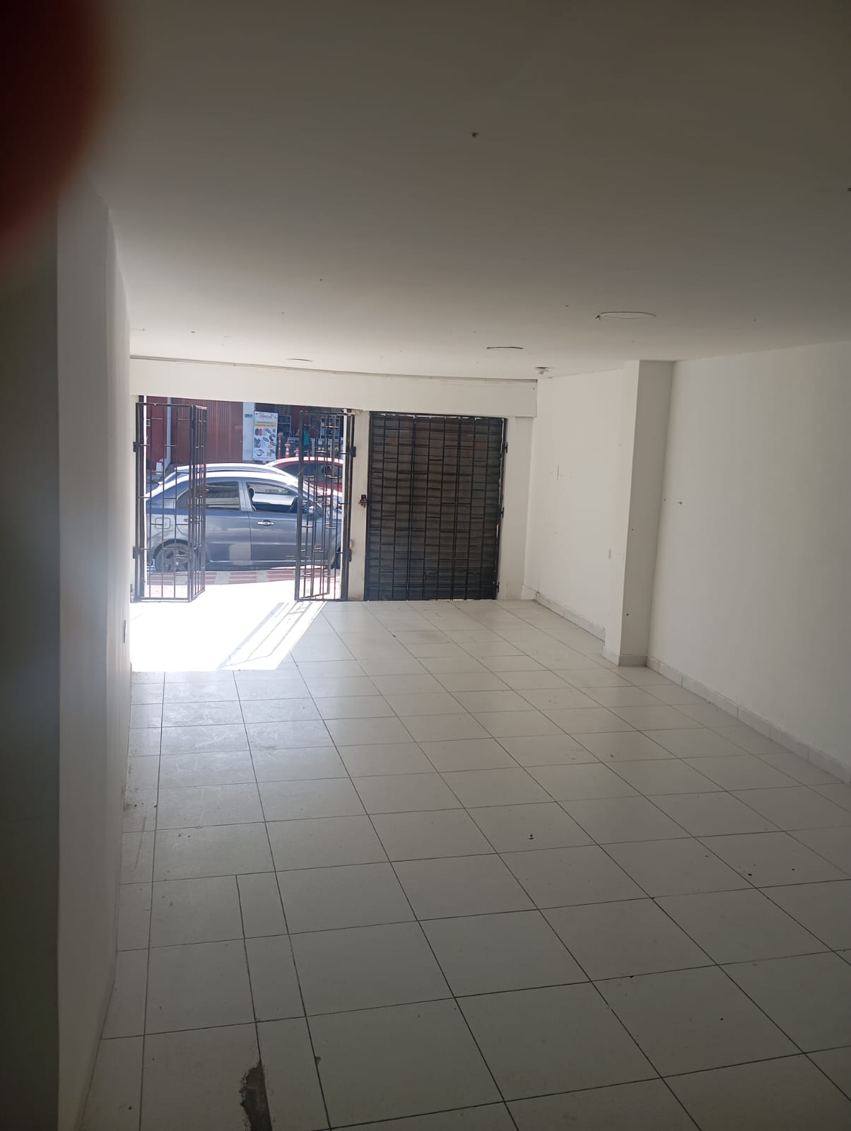 Local en Arriendo en ABAJO Imagen de local 1