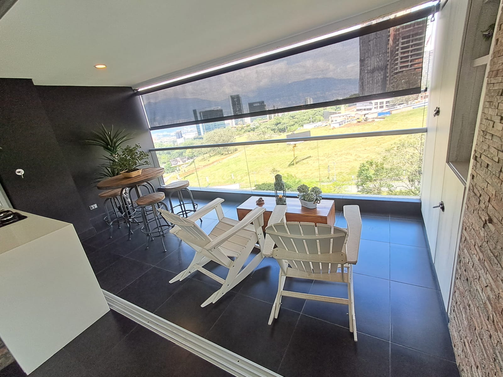 Apartamento en Arriendo en POBLADO Imagen de apartamento 2