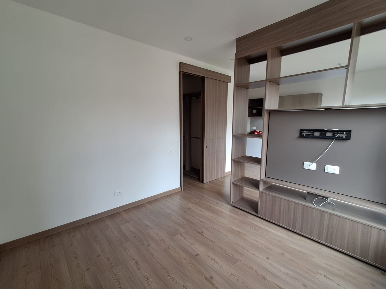 Apartamento en Arriendo en LAS COLINAS Imagen de apartamento 3