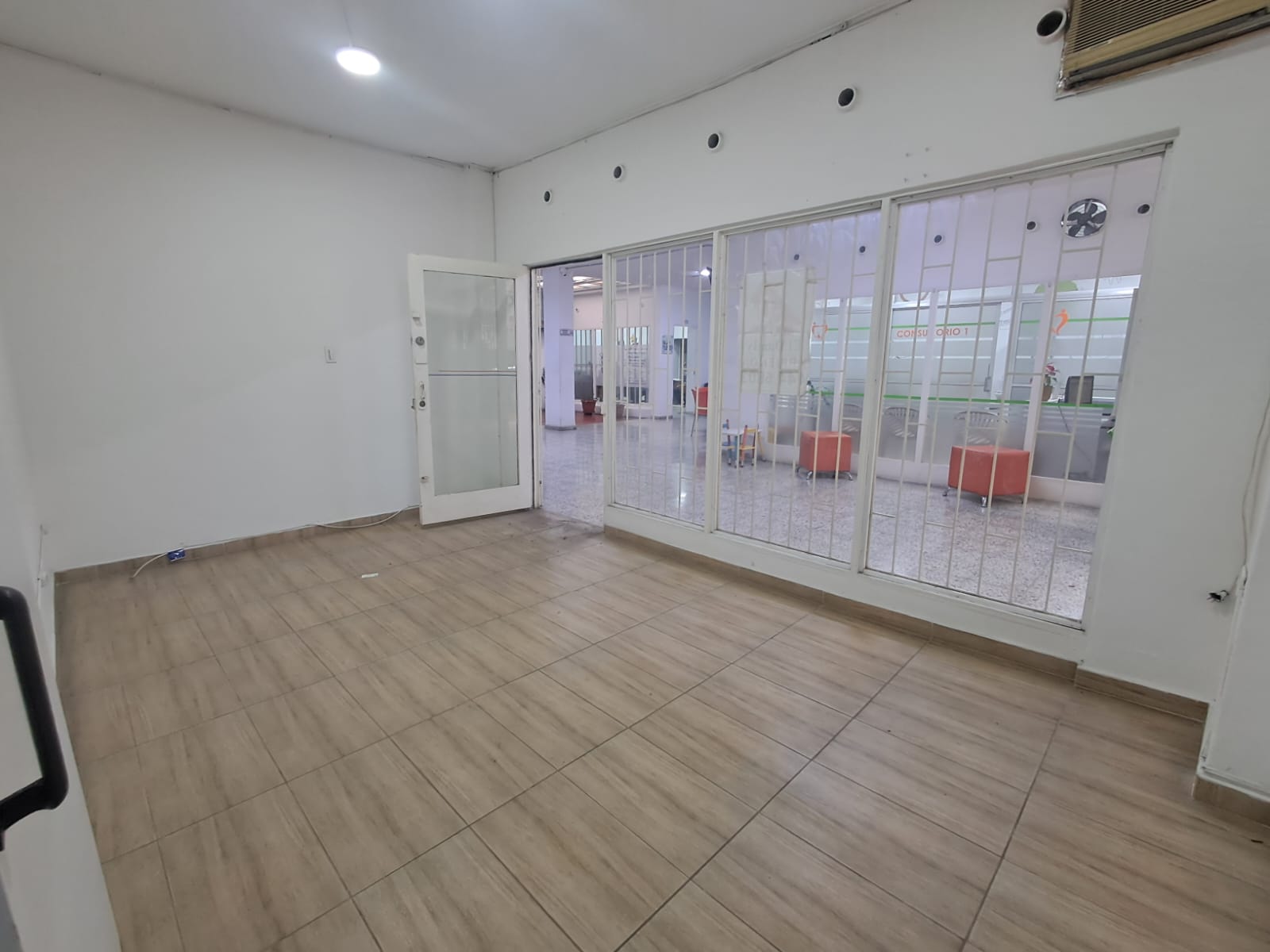 Local en Arriendo en - Imagen principal de local