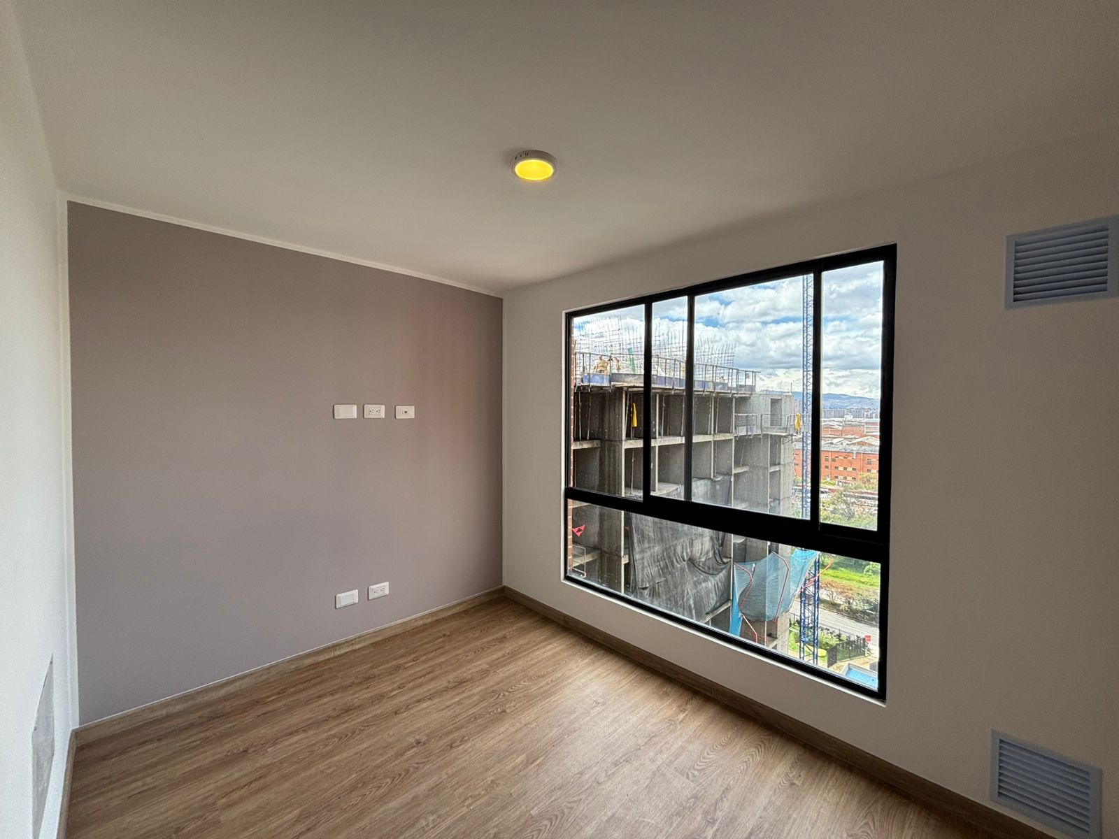 Apartamento en Arriendo en CIUDAD SALITRE NOR-ORIENTAL Imagen principal de apartamento
