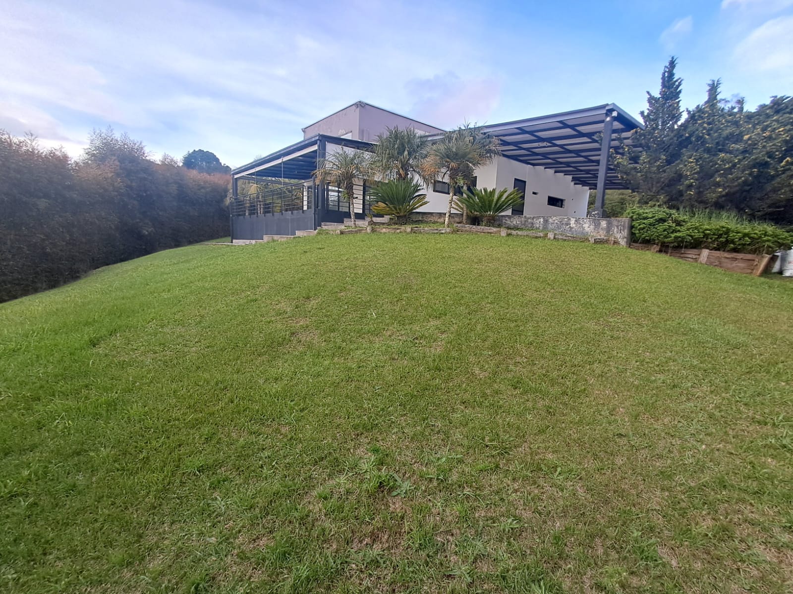 Casa en Arriendo en ALTO DE LAS PALMAS Imagen de casa 2