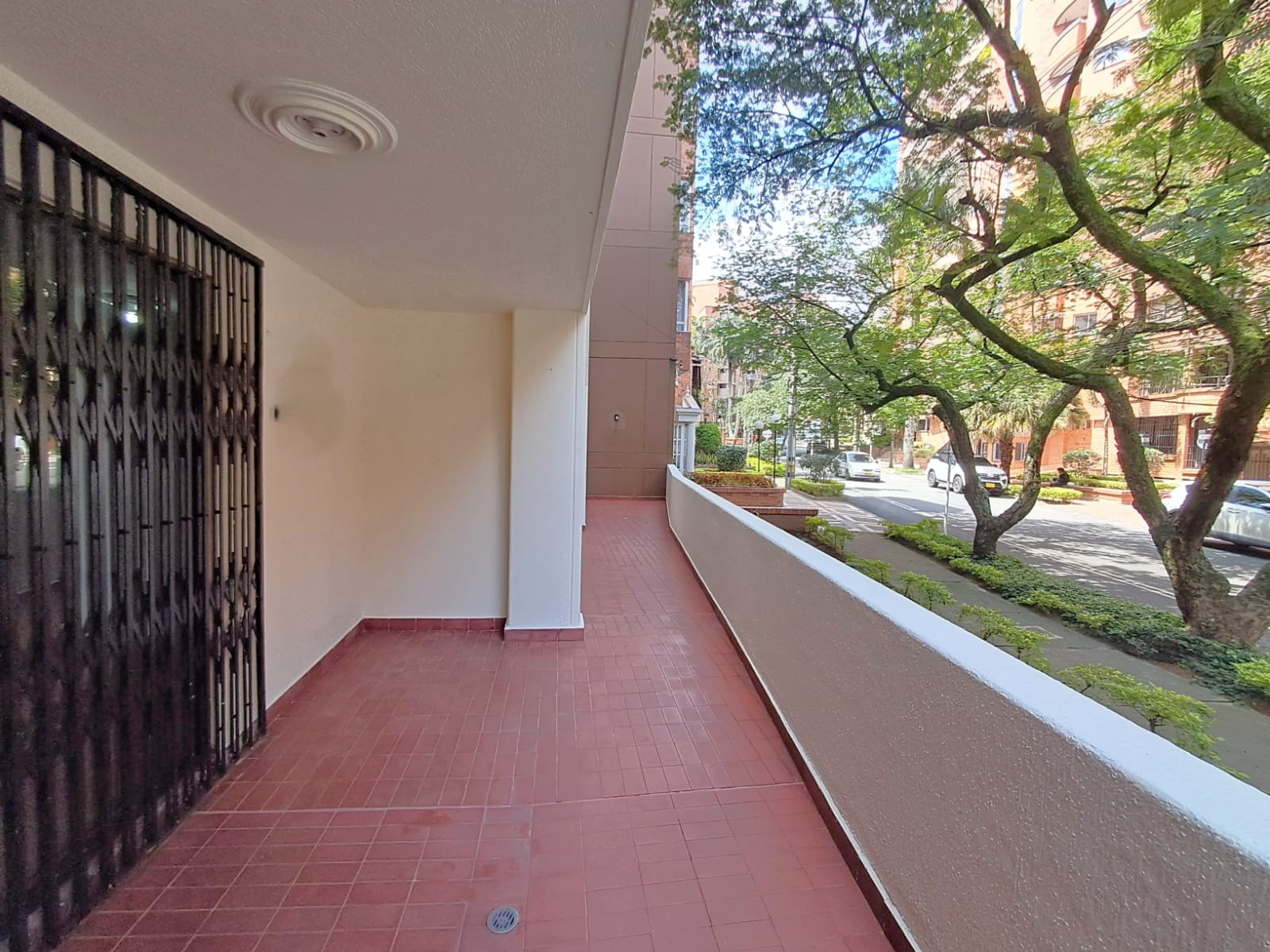 Apartamento en Arriendo en LAURELES Imagen de apartamento 2