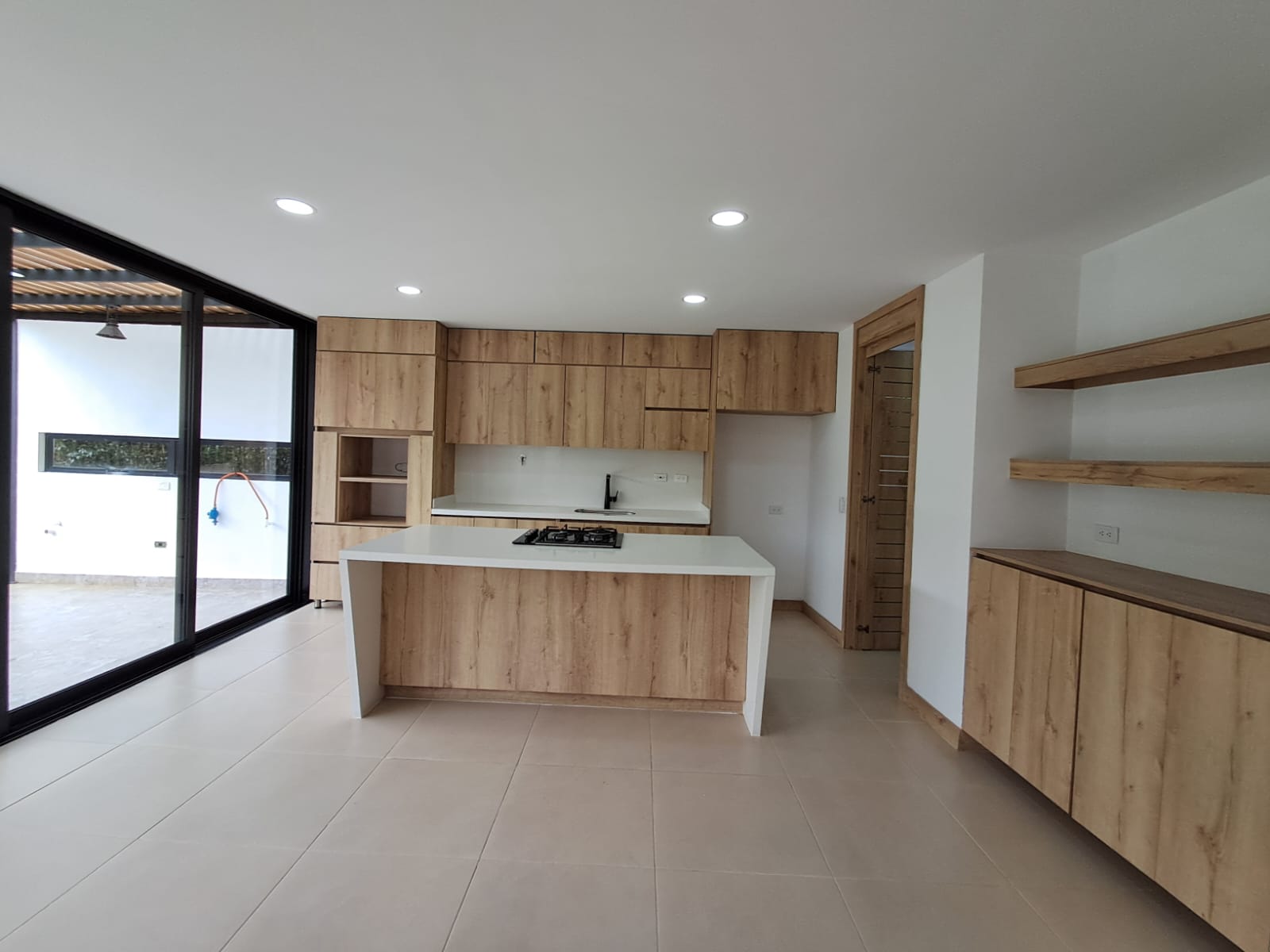 Casa en Arriendo en EL RETIRO Imagen de casa 2