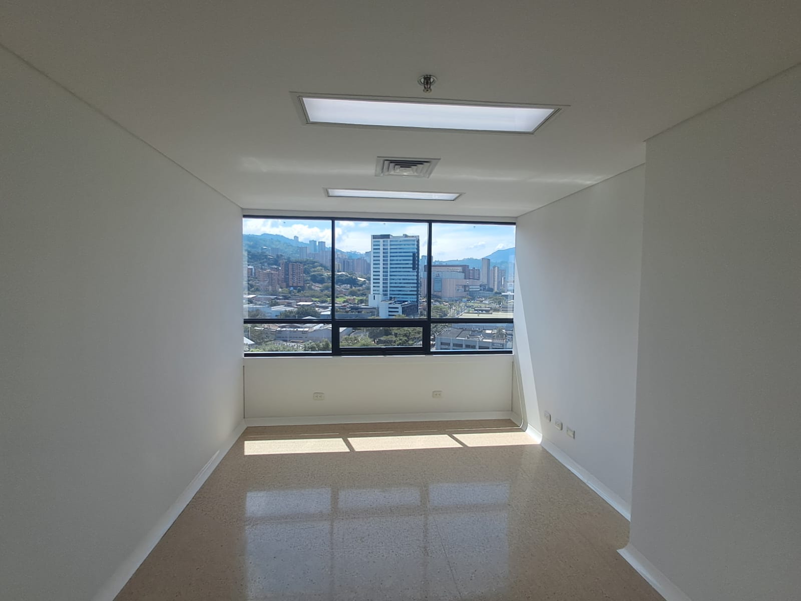 Consultorio en Arriendo en PRIMAVERA Imagen de consultorio 2