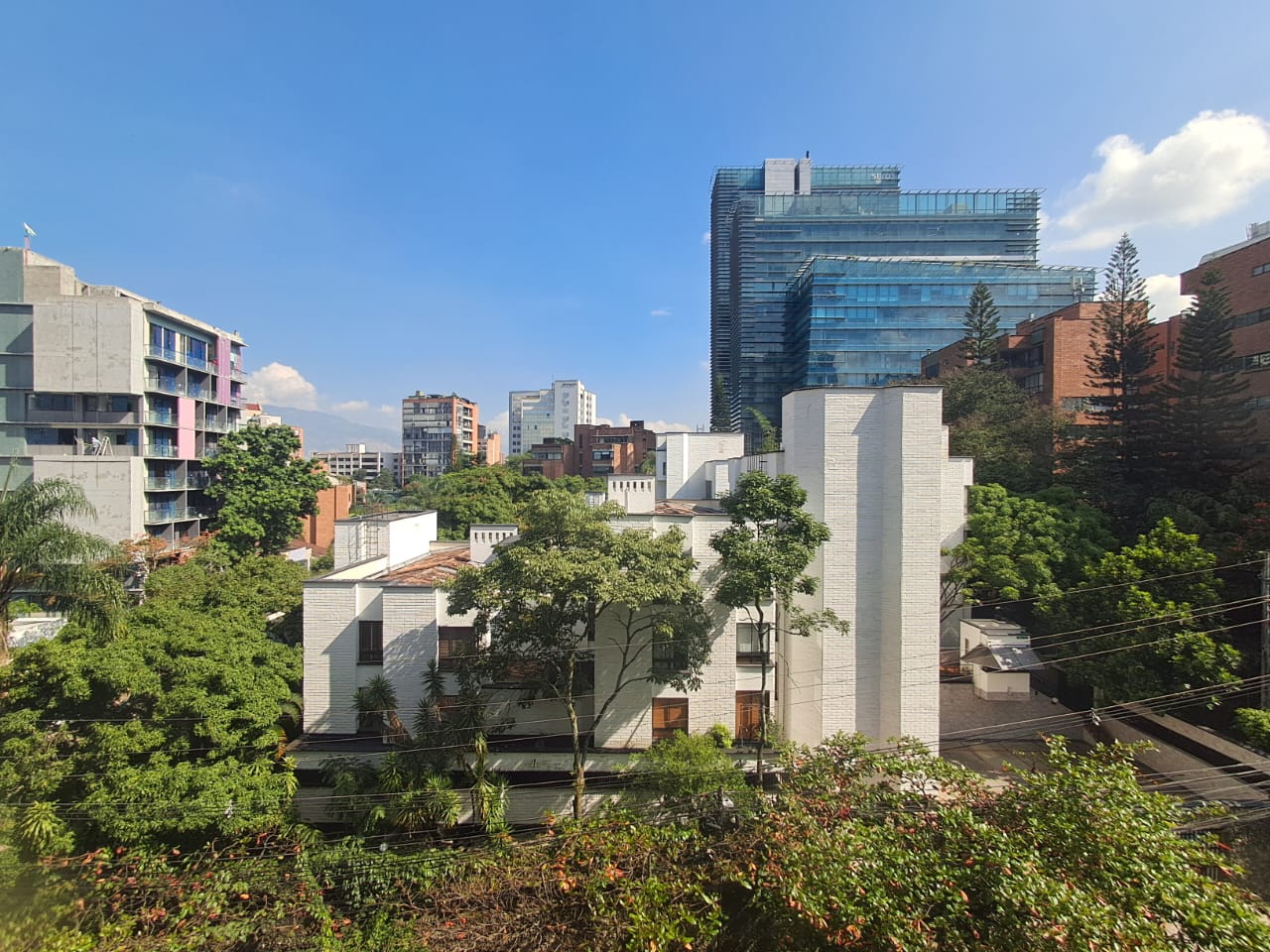 Oficina en Arriendo en EL POBLADO Imagen principal de oficina