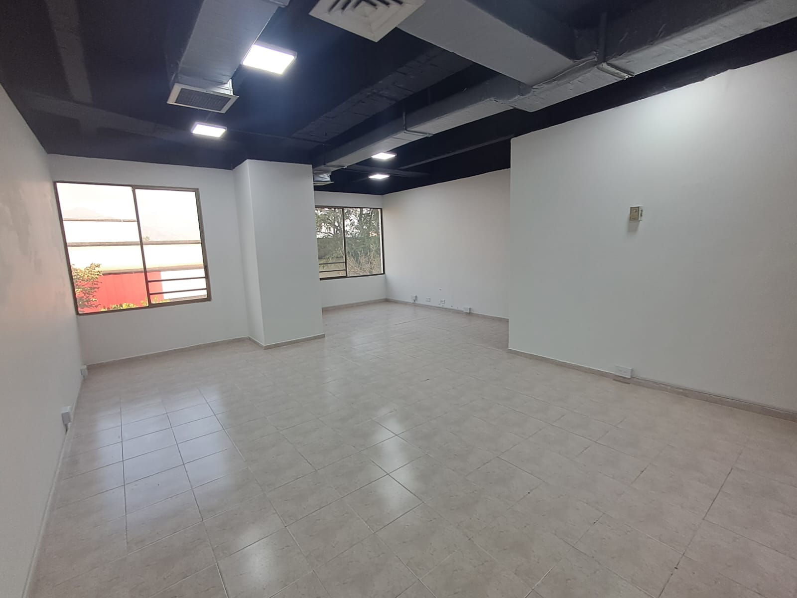 Oficina en Arriendo en EL POBLADO Imagen principal de oficina