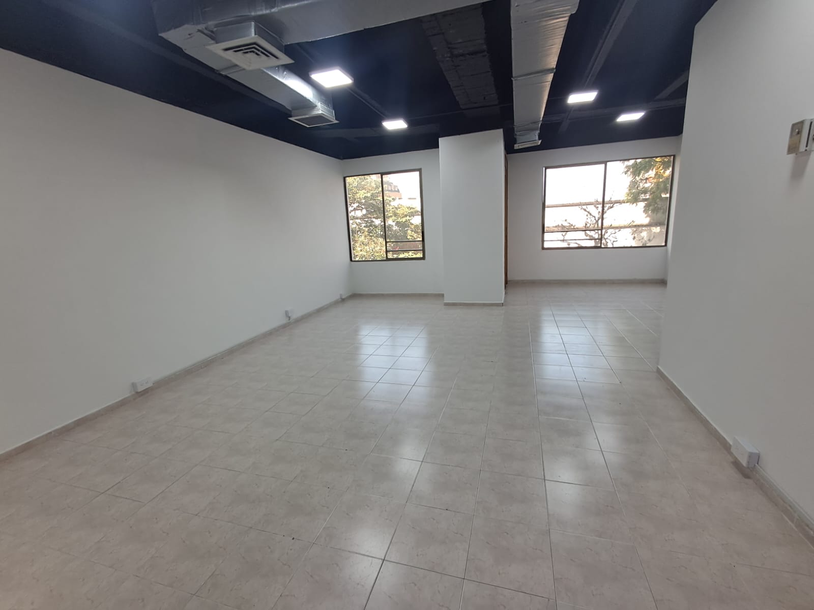 Oficina en Arriendo en EL POBLADO Imagen de oficina 3