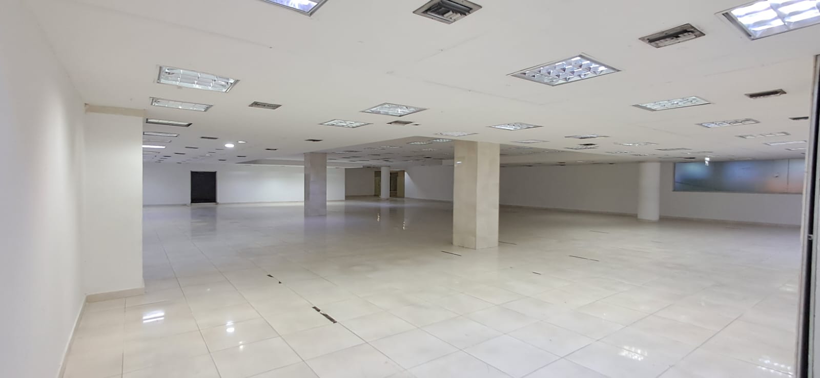 Local en Arriendo en LAS DELICIAS Imagen de local 3