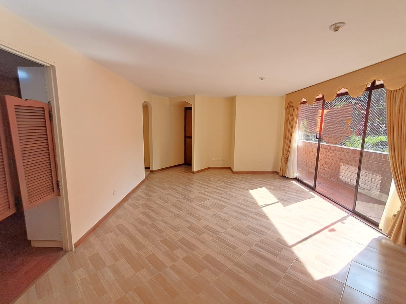Apartamento en Arriendo en LA CASTELLANA Imagen principal de apartamento
