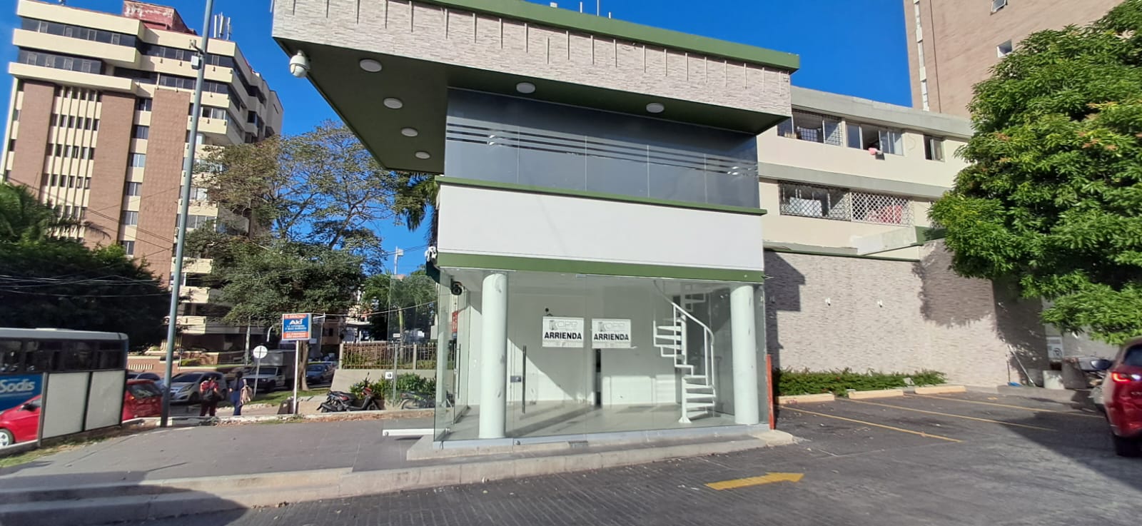 Local en Arriendo en ALTOS DEL PRADO Imagen de local 1