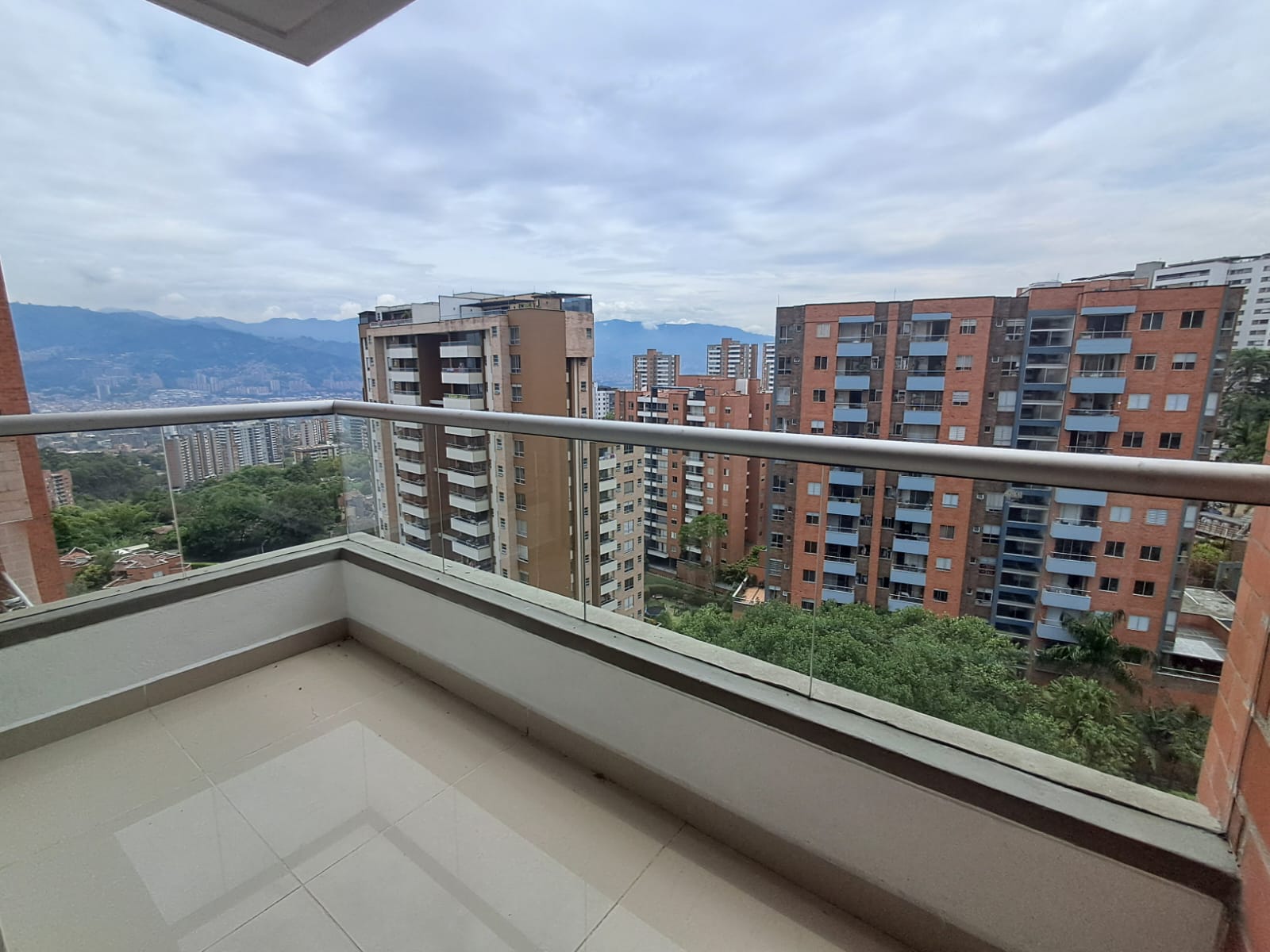 Imagen de Apartamento en arriendo en Antioquia, ENVIGADO, - Imagen de Apartamento en arriendo en Antioquia, ENVIGADO, -
