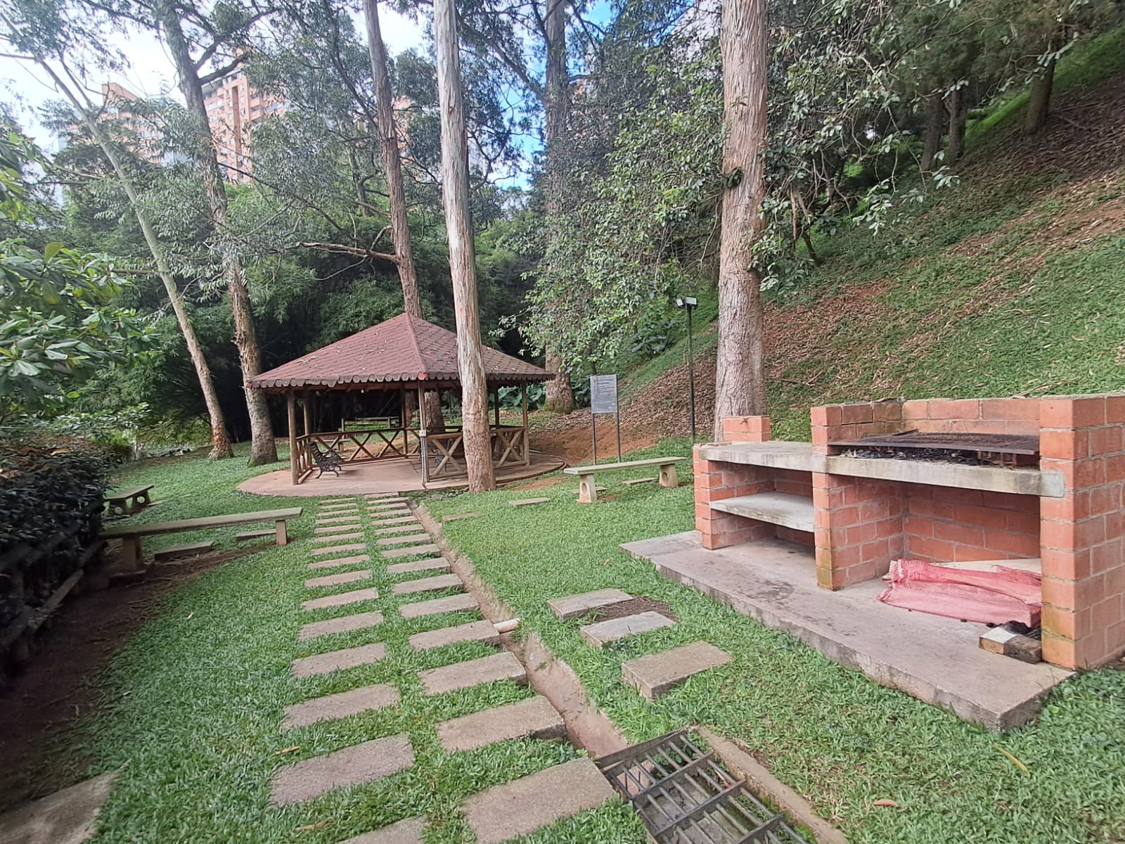 Apartamento en Venta en LOMA DE LOS BERNAL Imagen de apartamento 1