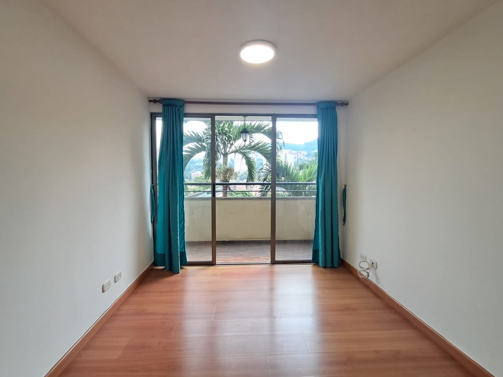 Apartamento en Venta en LOMA DE LOS BERNAL Imagen principal de apartamento