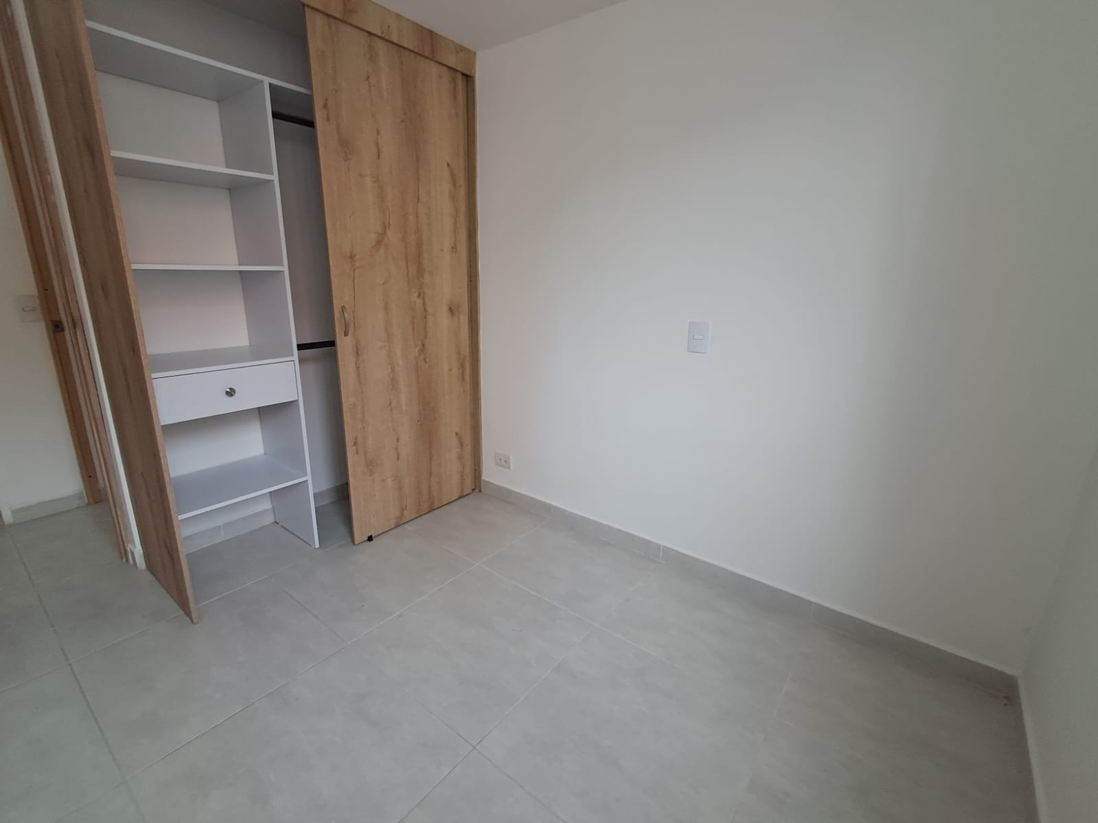 Apartamento en Arriendo en ROBLEDO(C) Imagen de apartamento 2