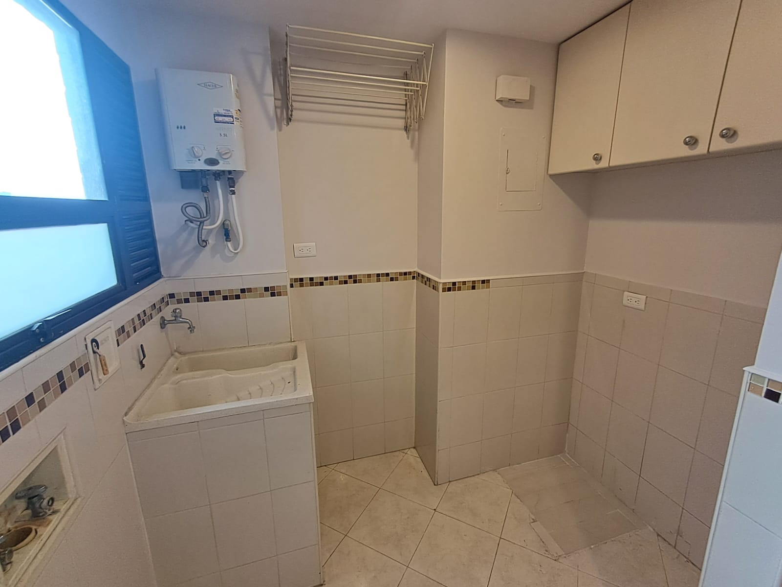 Apartamento en Arriendo en POBLADO Imagen de apartamento 2