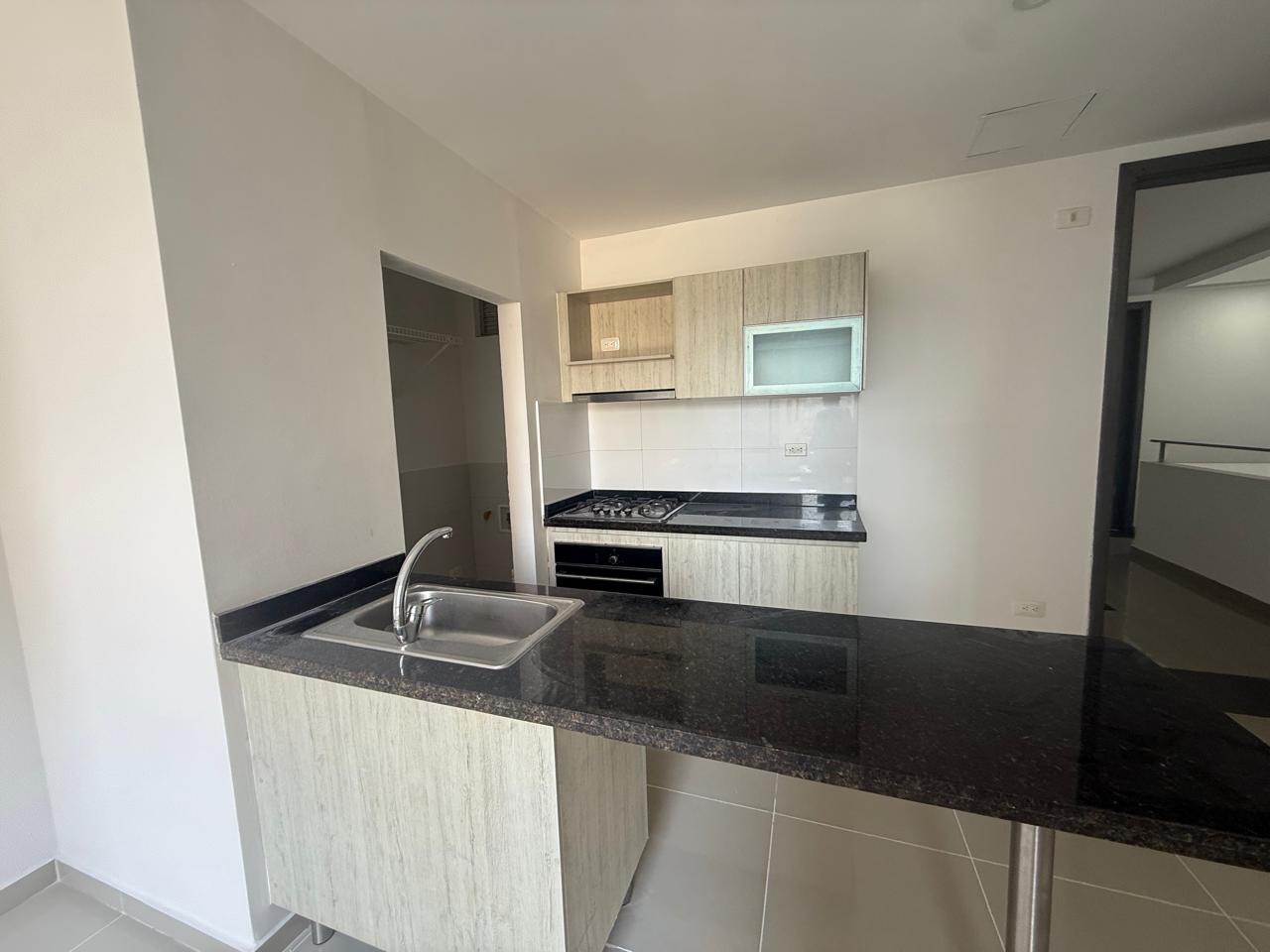 Apartamento en Arriendo en ALTAMIRA Imagen de apartamento 2