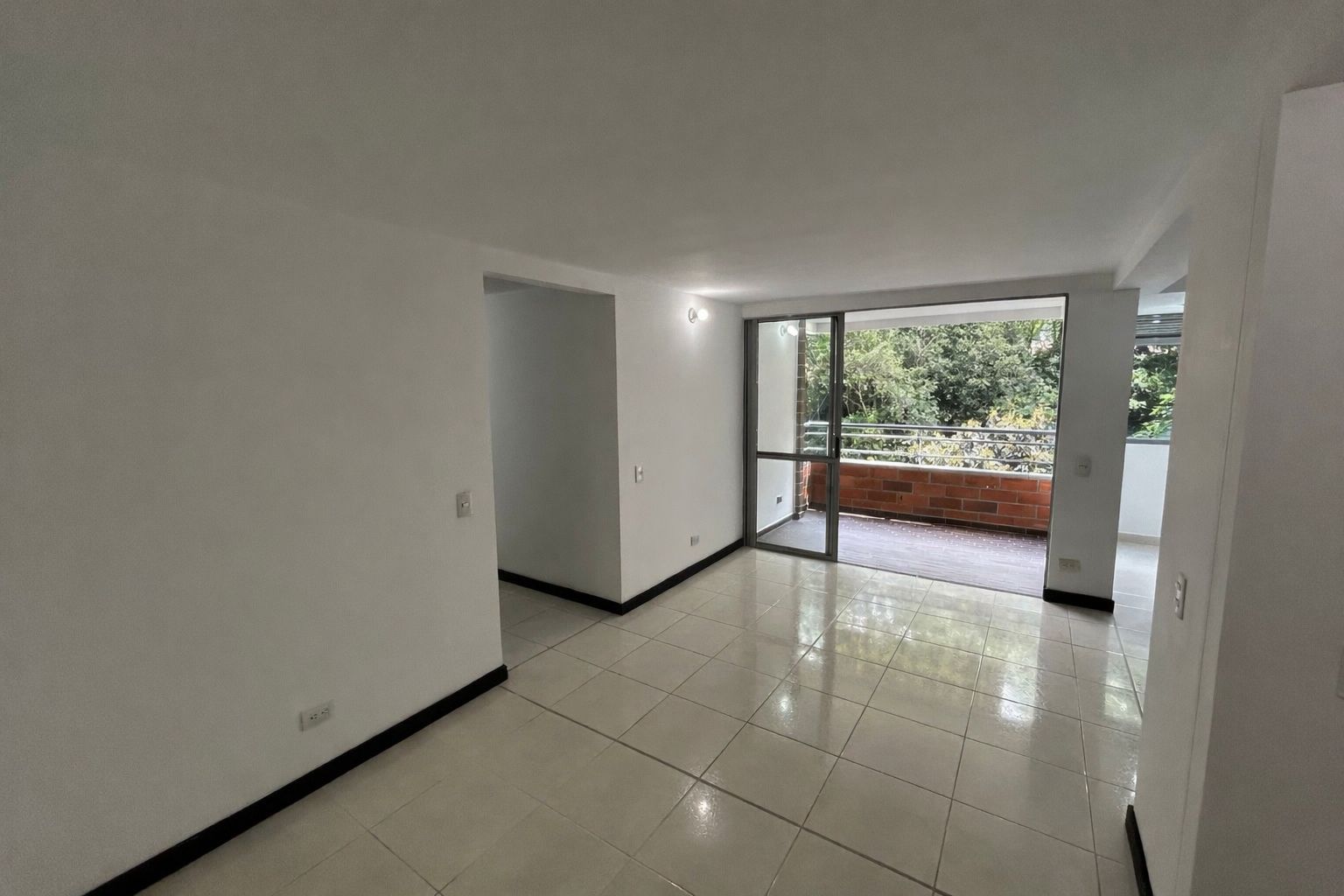 Apartamento en Arriendo en LOMA DEL BARRO Imagen de apartamento 1