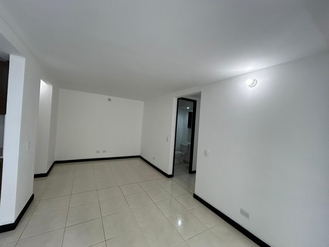 Apartamento en Arriendo en LOMA DEL BARRO Imagen de apartamento 2