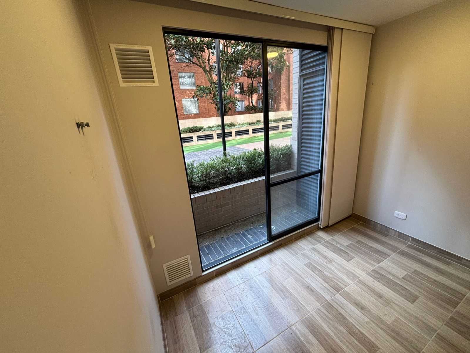 Apartamento en Arriendo en JOSE JOAQUIN VARGAS Imagen de apartamento 2