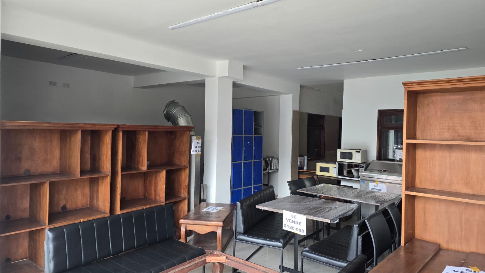Imagen de Local en arriendo en Antioquia, MEDELLÍN, LAURELES