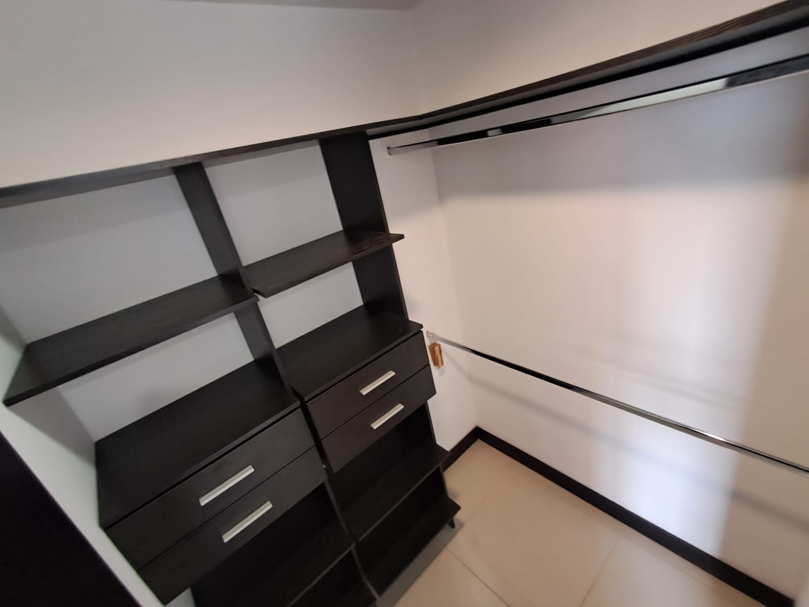 Apartamento en Arriendo en POBLADO Imagen de Apartamento 23
