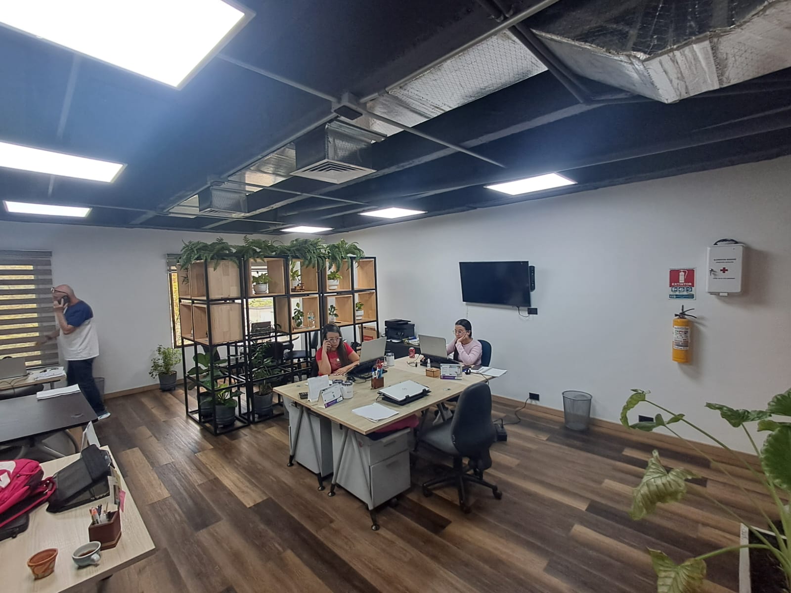 Imagen de oficina 1