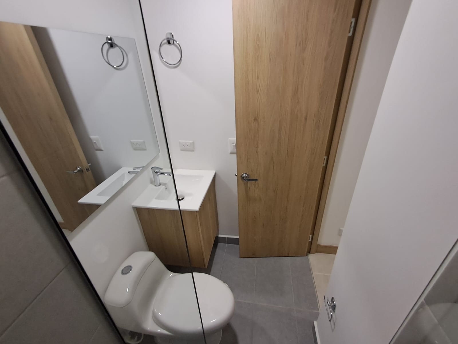 Apartamento en Arriendo en CIUDAD DEL RIO Imagen de Apartamento 9