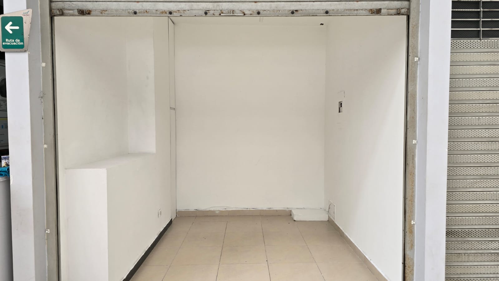 Imagen de Local en arriendo en Antioquia, SABANETA, CALLE LARGA