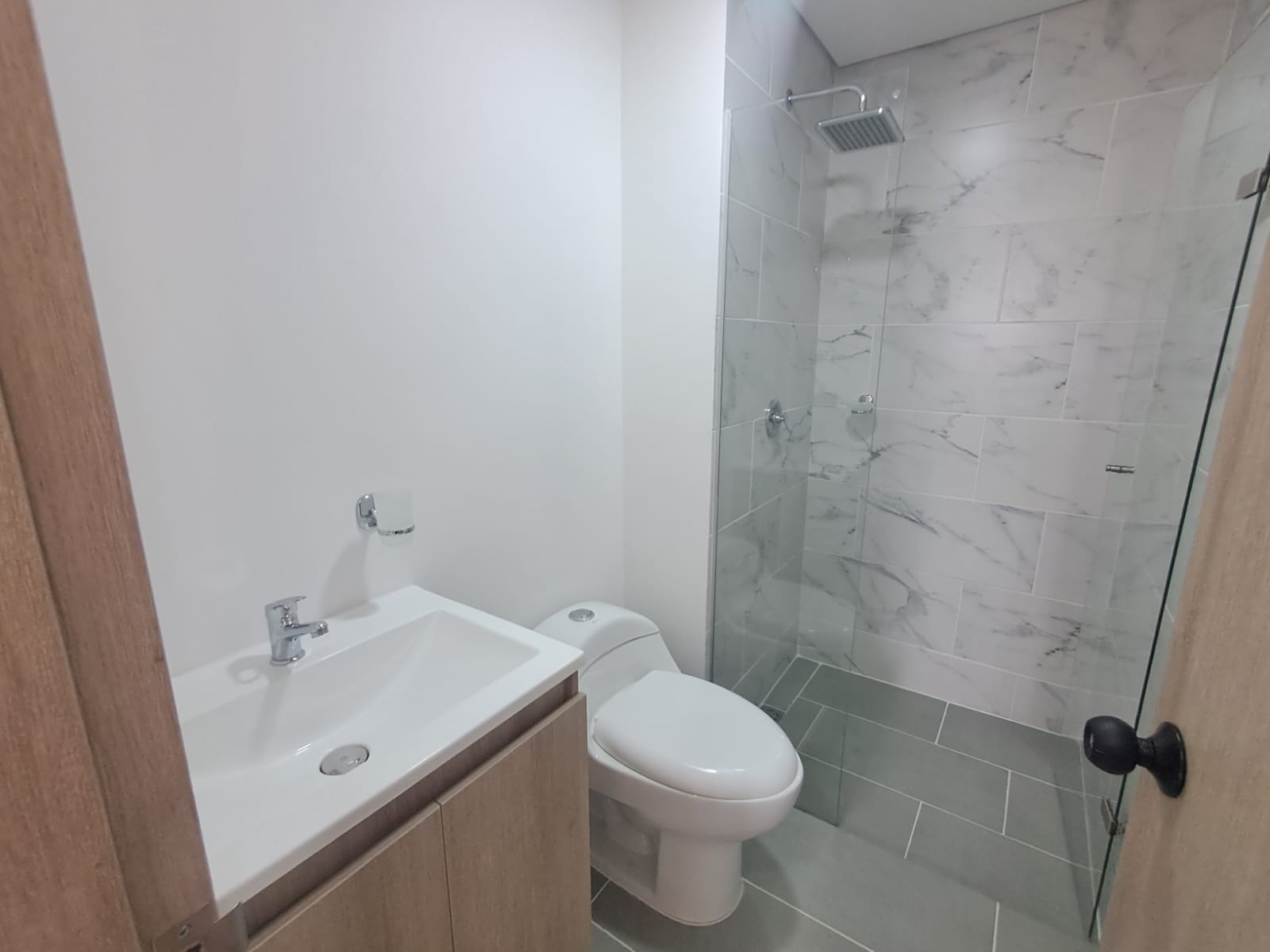 Apartamento en Arriendo en SURAMERICA Imagen de Apartamento 13
