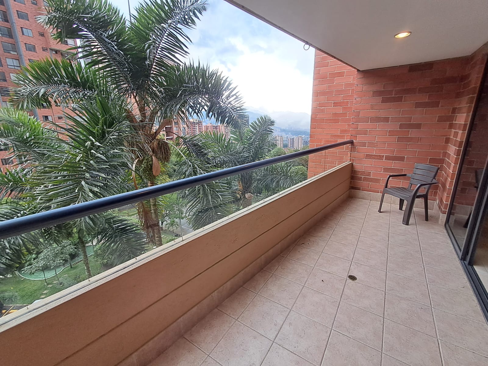 Apartamento en Arriendo en POBLADO Imagen de Apartamento 9
