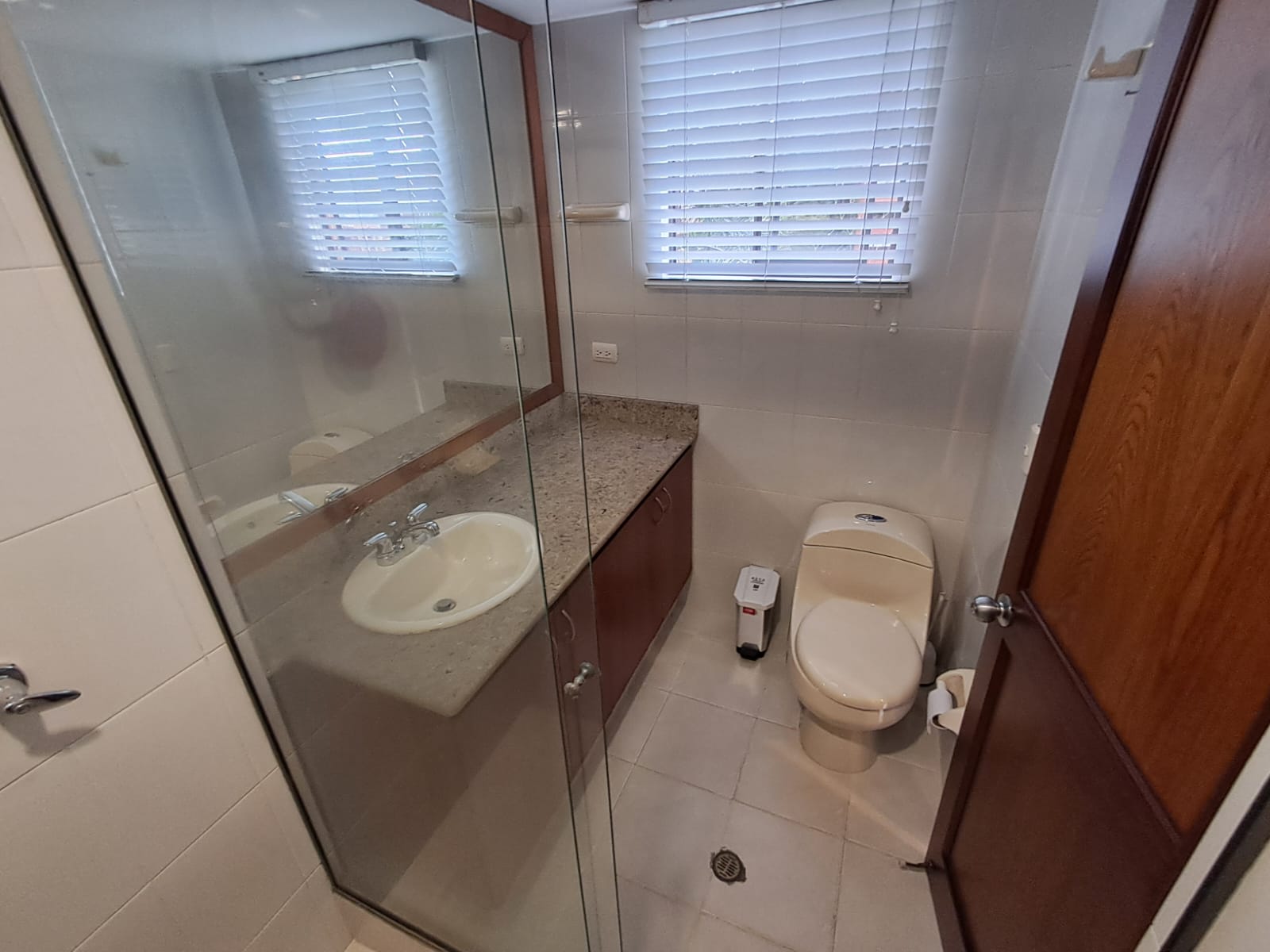 Apartamento en Arriendo en POBLADO Imagen de Apartamento 15