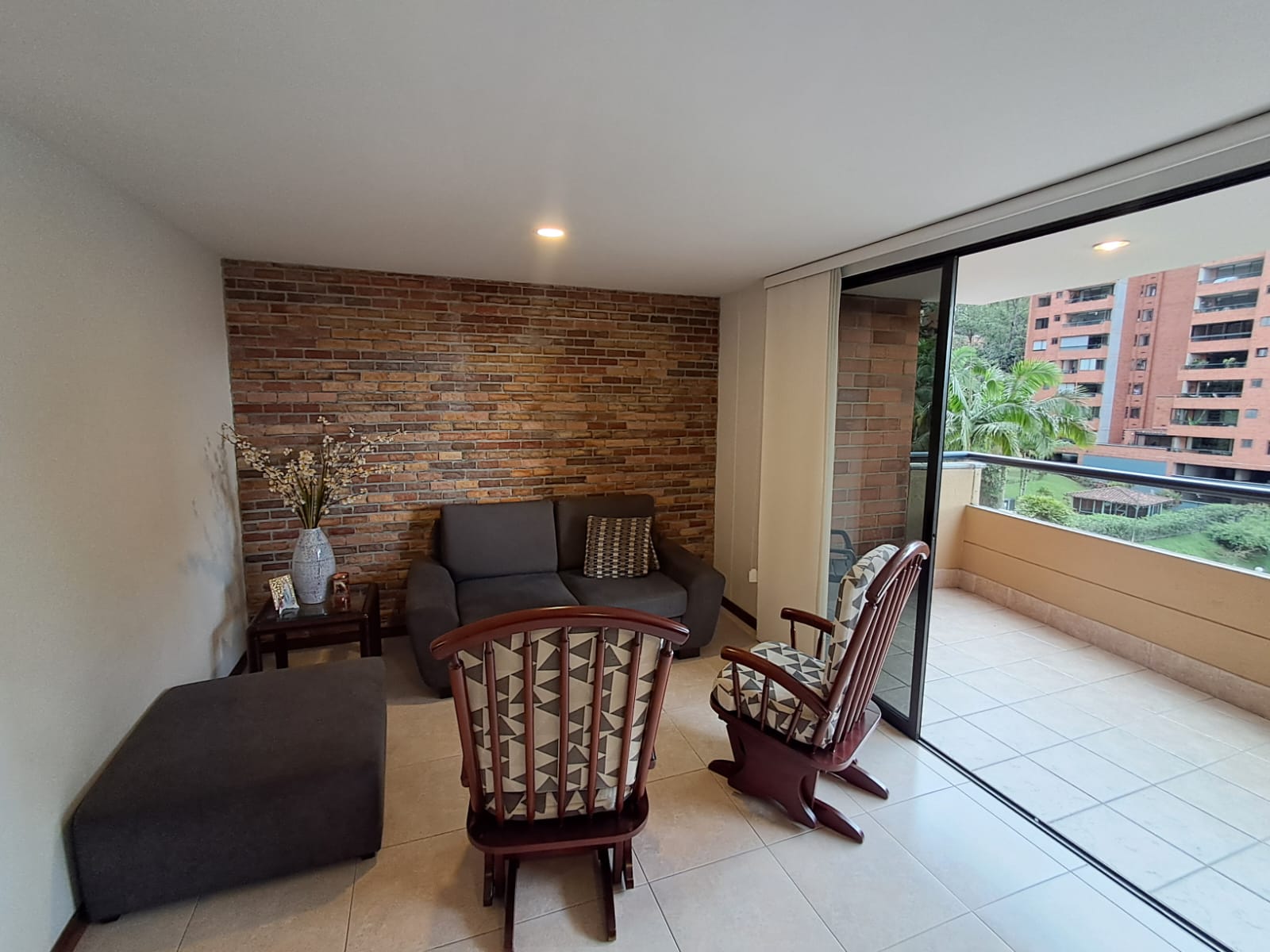 Apartamento en Arriendo en POBLADO Imagen de Apartamento 7