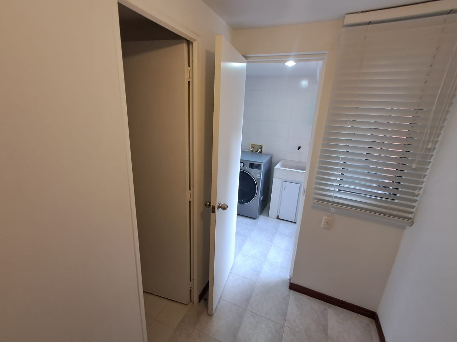 Apartamento en Arriendo en POBLADO Imagen de apartamento 3