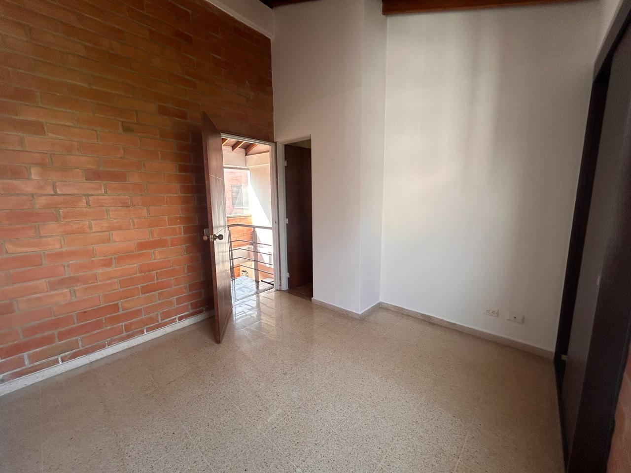 Apartamento en Arriendo en CALASANZ Imagen de Apartamento 17