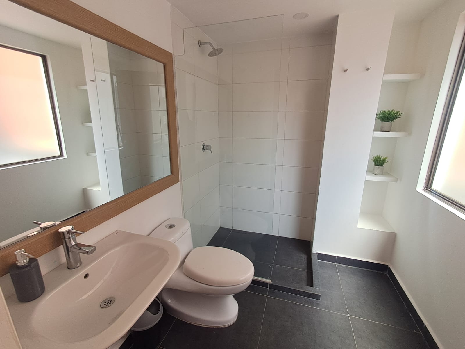 Apartamento en Arriendo en LAURELES Imagen de Apartamento 8