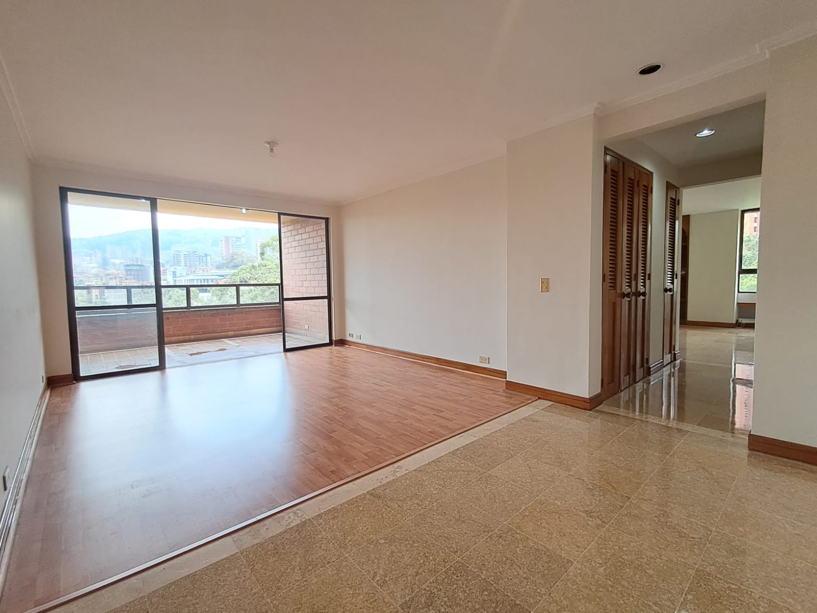 Apartamento en Arriendo en EL POBLADO Imagen de Apartamento 10