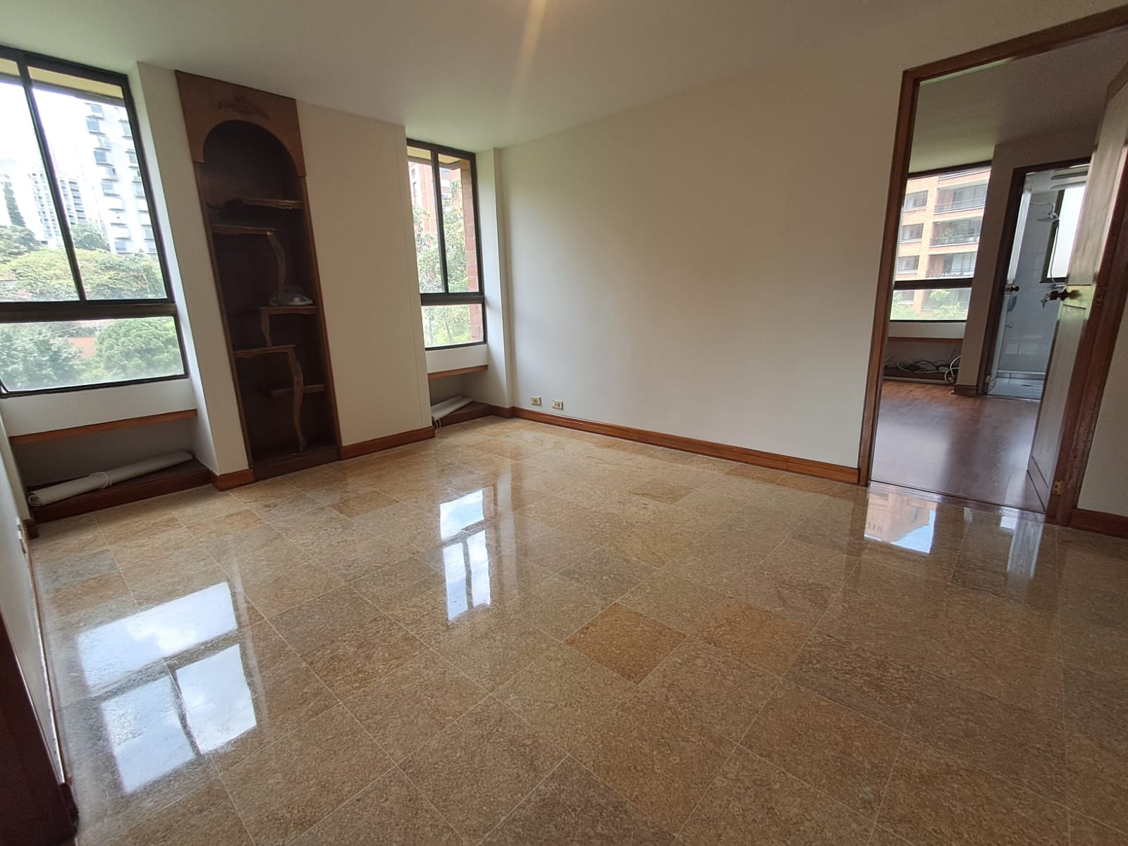 Apartamento en Arriendo en EL POBLADO Imagen de Apartamento 18