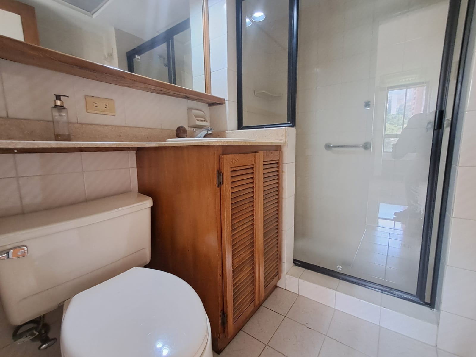 Apartamento en Arriendo en EL POBLADO Imagen de Apartamento 19