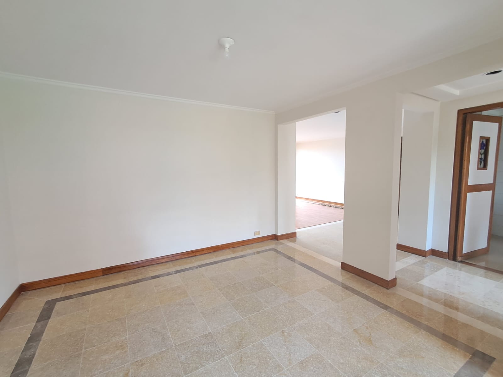 Apartamento en Arriendo en EL POBLADO Imagen de Apartamento