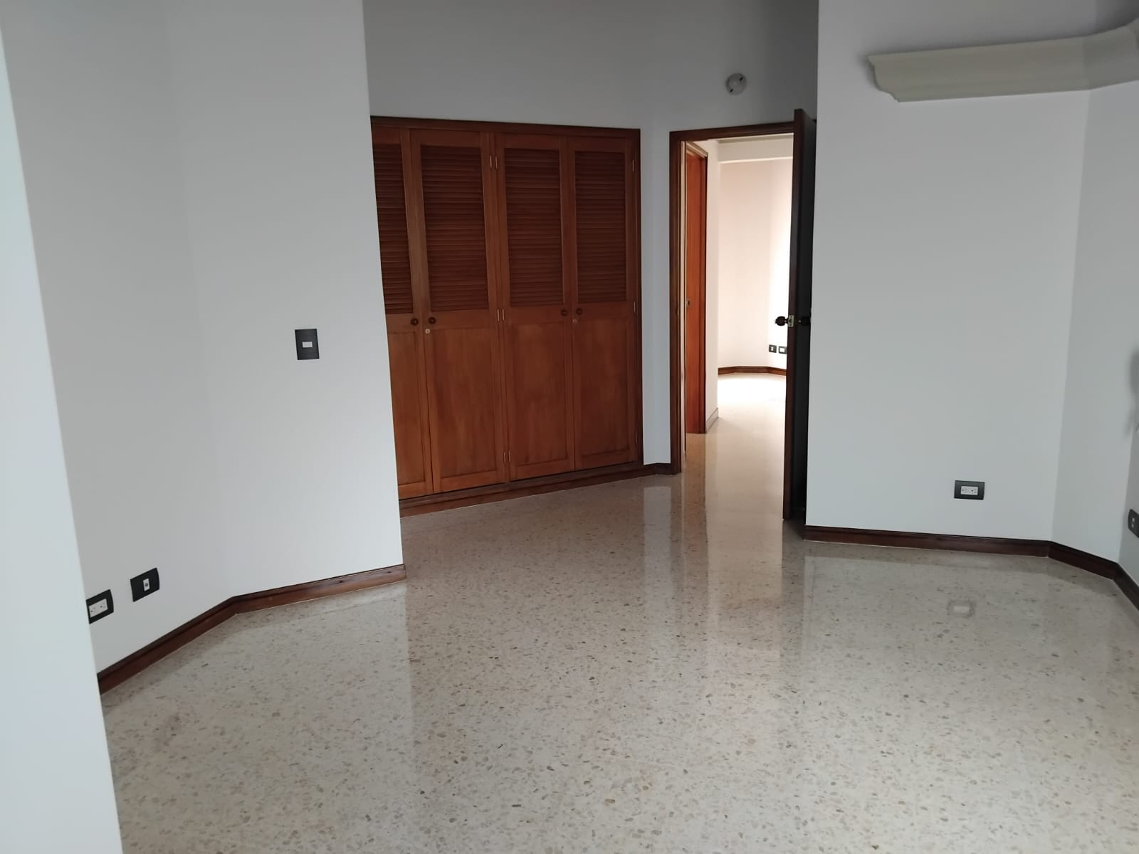 Apartamento en Arriendo en LAURELES Imagen de Apartamento 22