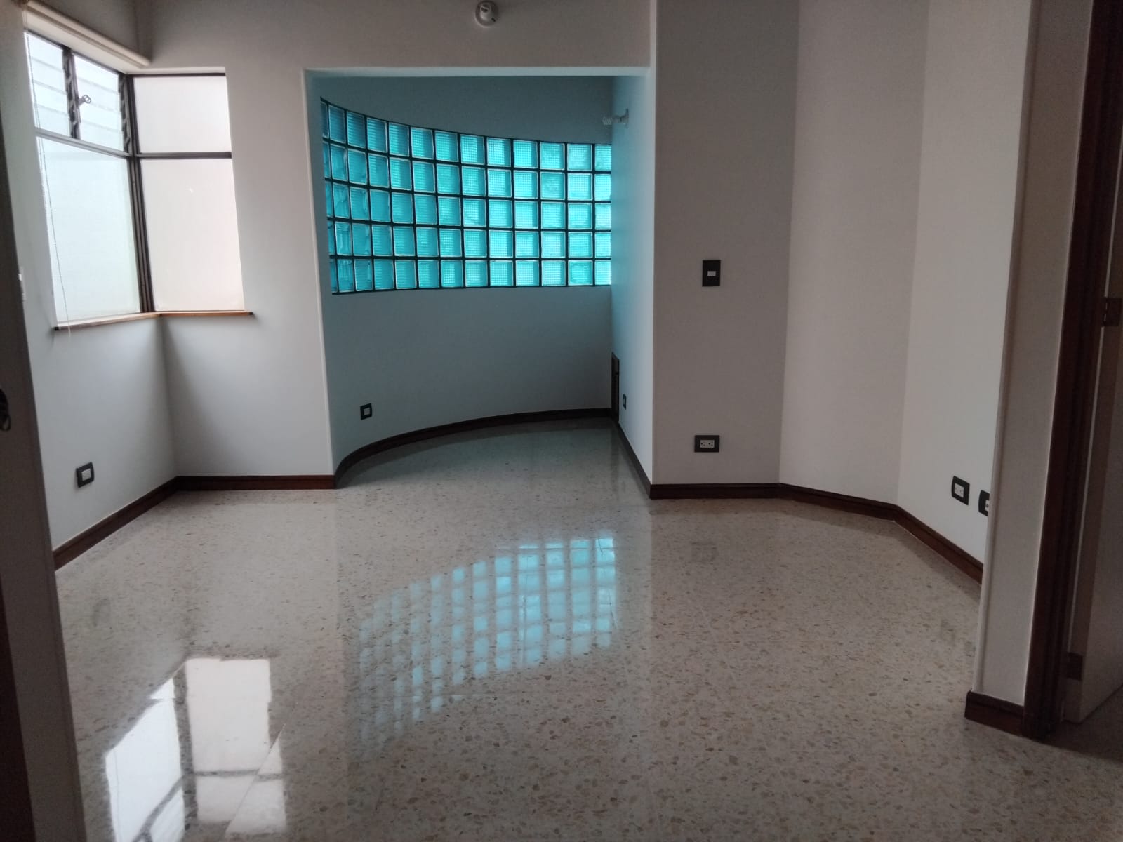 Apartamento en Arriendo en LAURELES Imagen de Apartamento 31