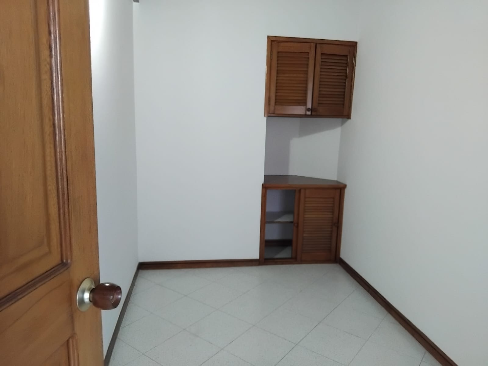 Apartamento en Arriendo en LAURELES Imagen de Apartamento
