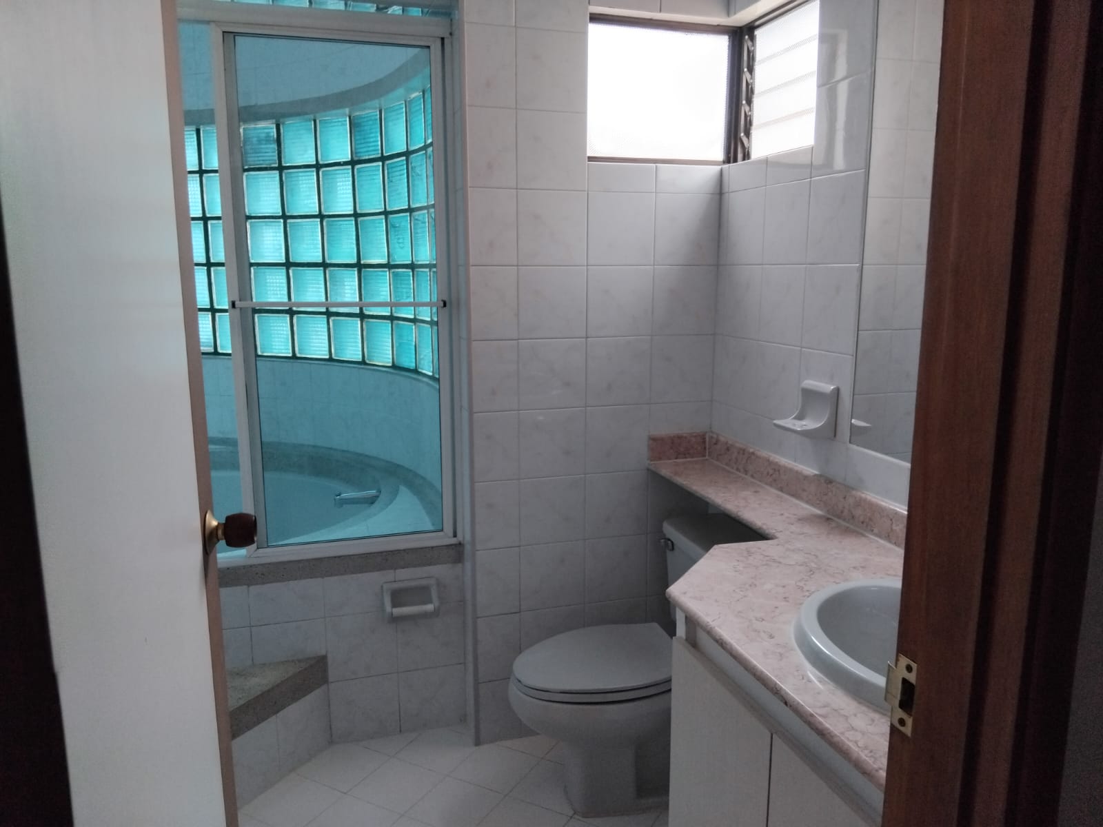 Apartamento en Arriendo en LAURELES Imagen de Apartamento 26